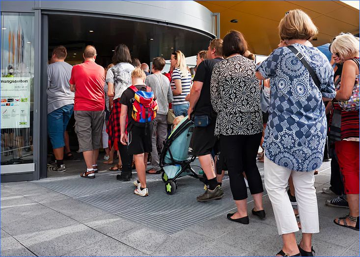 What Is Customer Footfall and Why Is Footfall Measurement Important