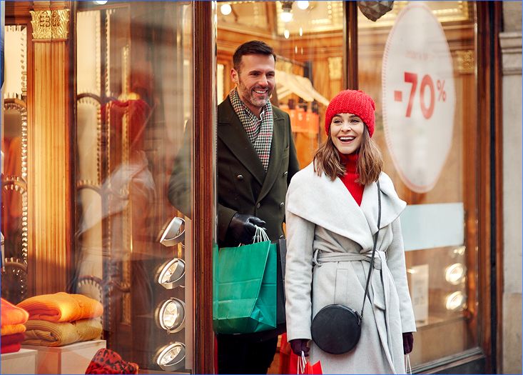 What is Multi-Location Holiday Marketing for Brands